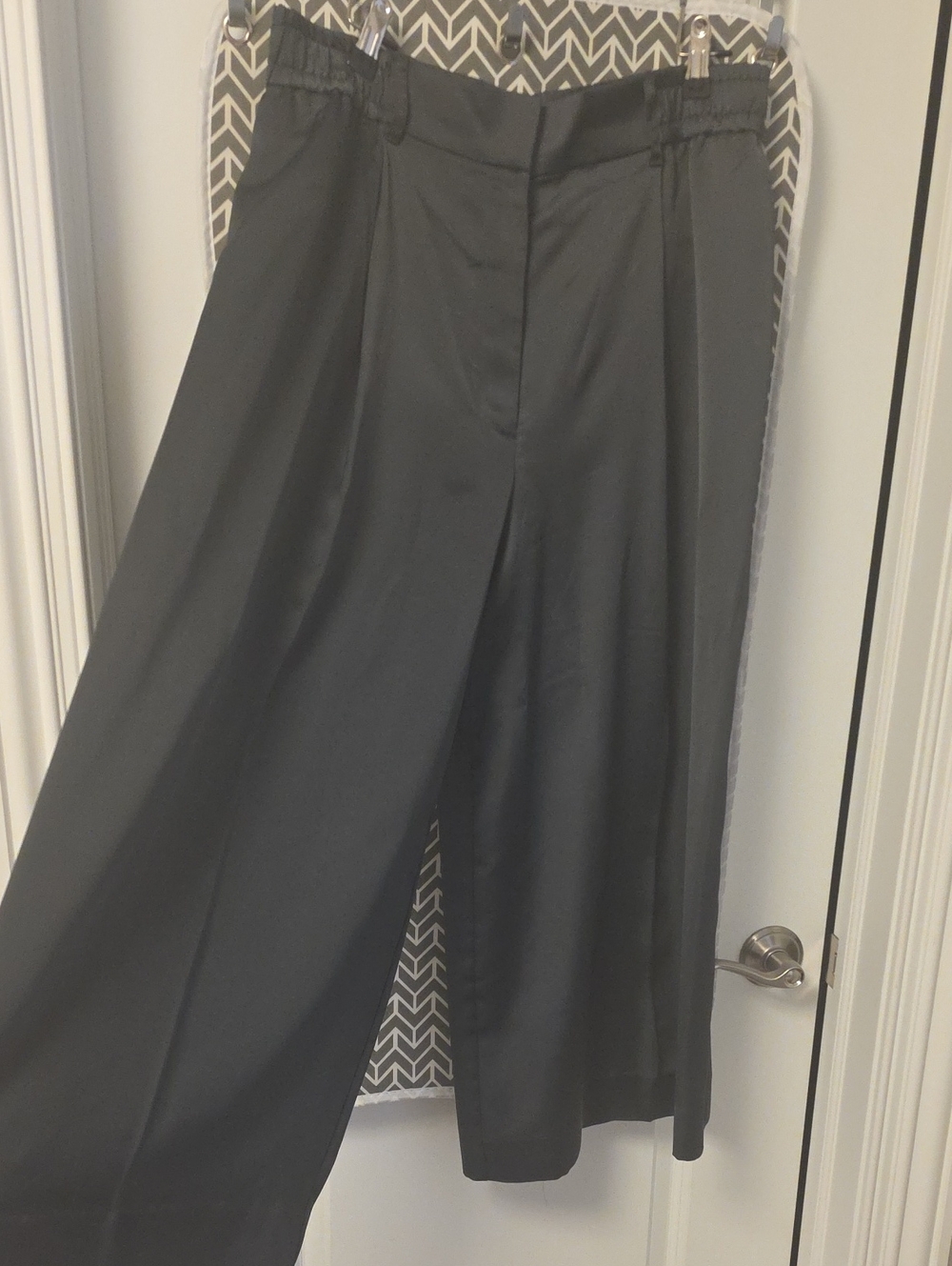 Club Monaco Charcoal Wide-Leg Culottes